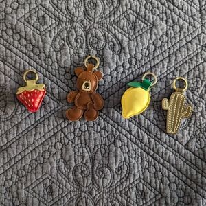 Set of 4 Andar Charms